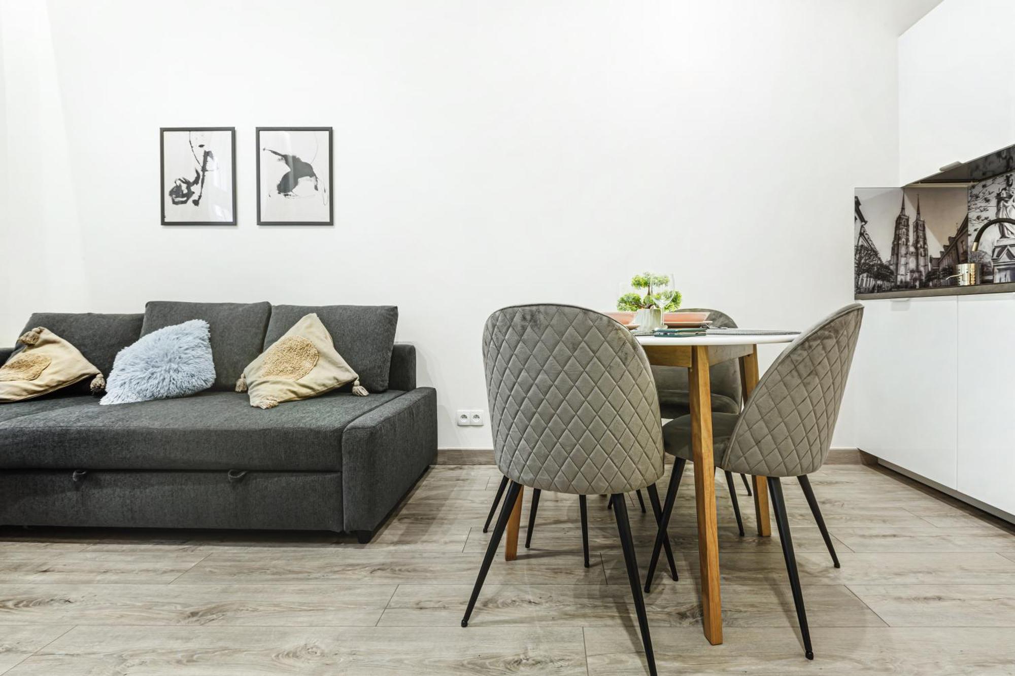 Wyjatkowe Apartamenty W Centrum Vratislav Exteriér fotografie