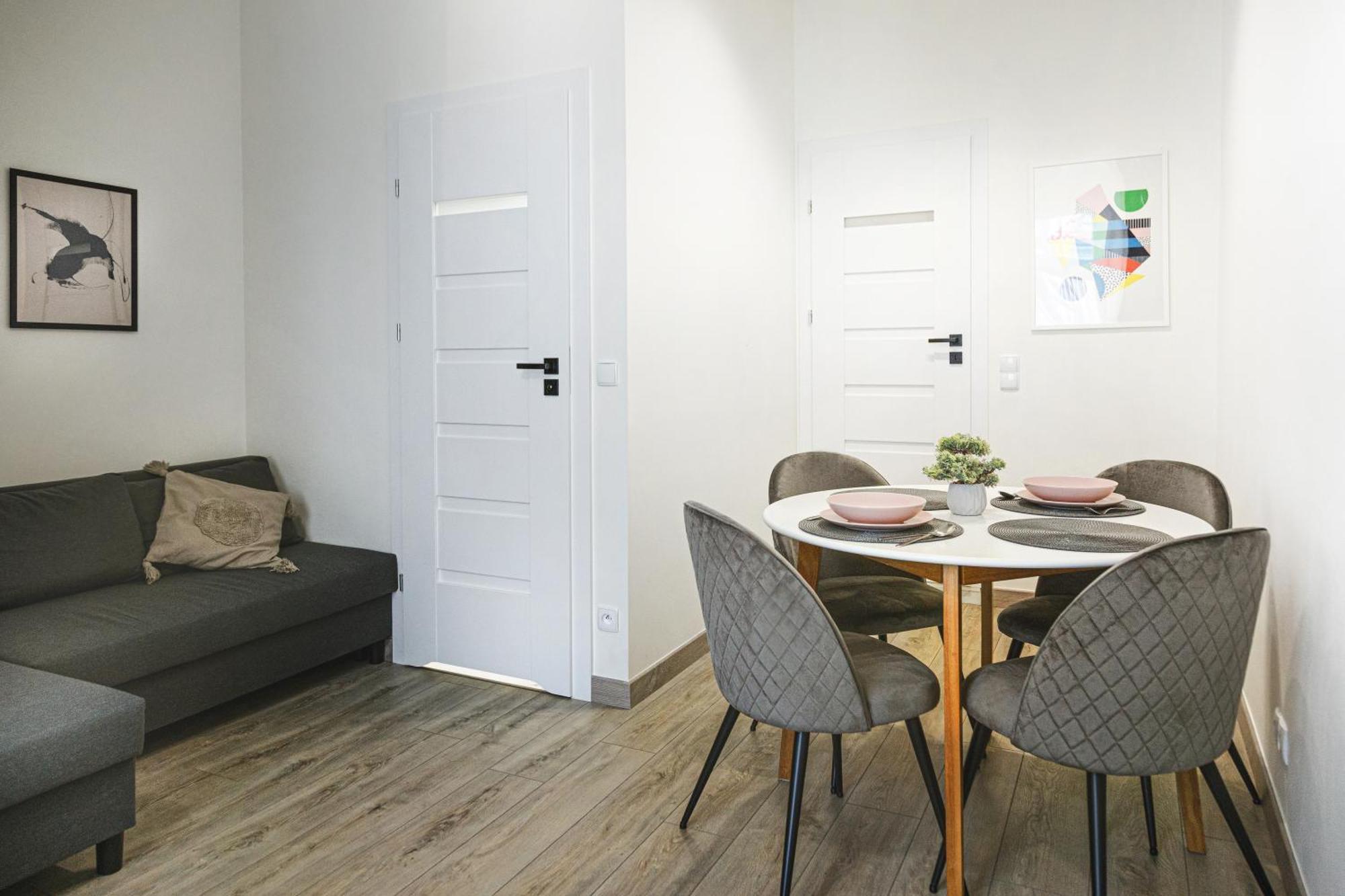 Wyjatkowe Apartamenty W Centrum Vratislav Exteriér fotografie