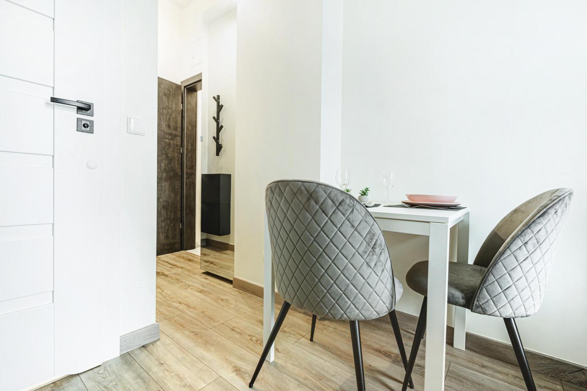 Wyjatkowe Apartamenty W Centrum Vratislav Exteriér fotografie